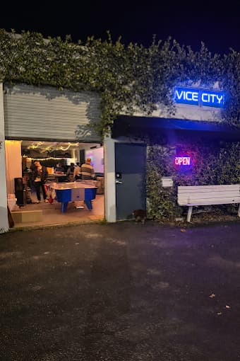 Inside or outside Vice City Kava Little River