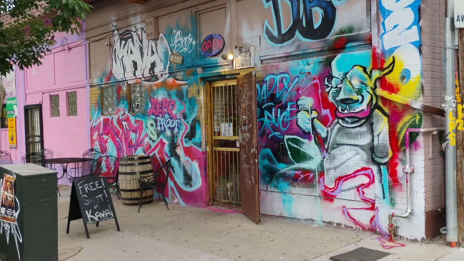 Inside or outside DB Zero Proof Kava Bar+