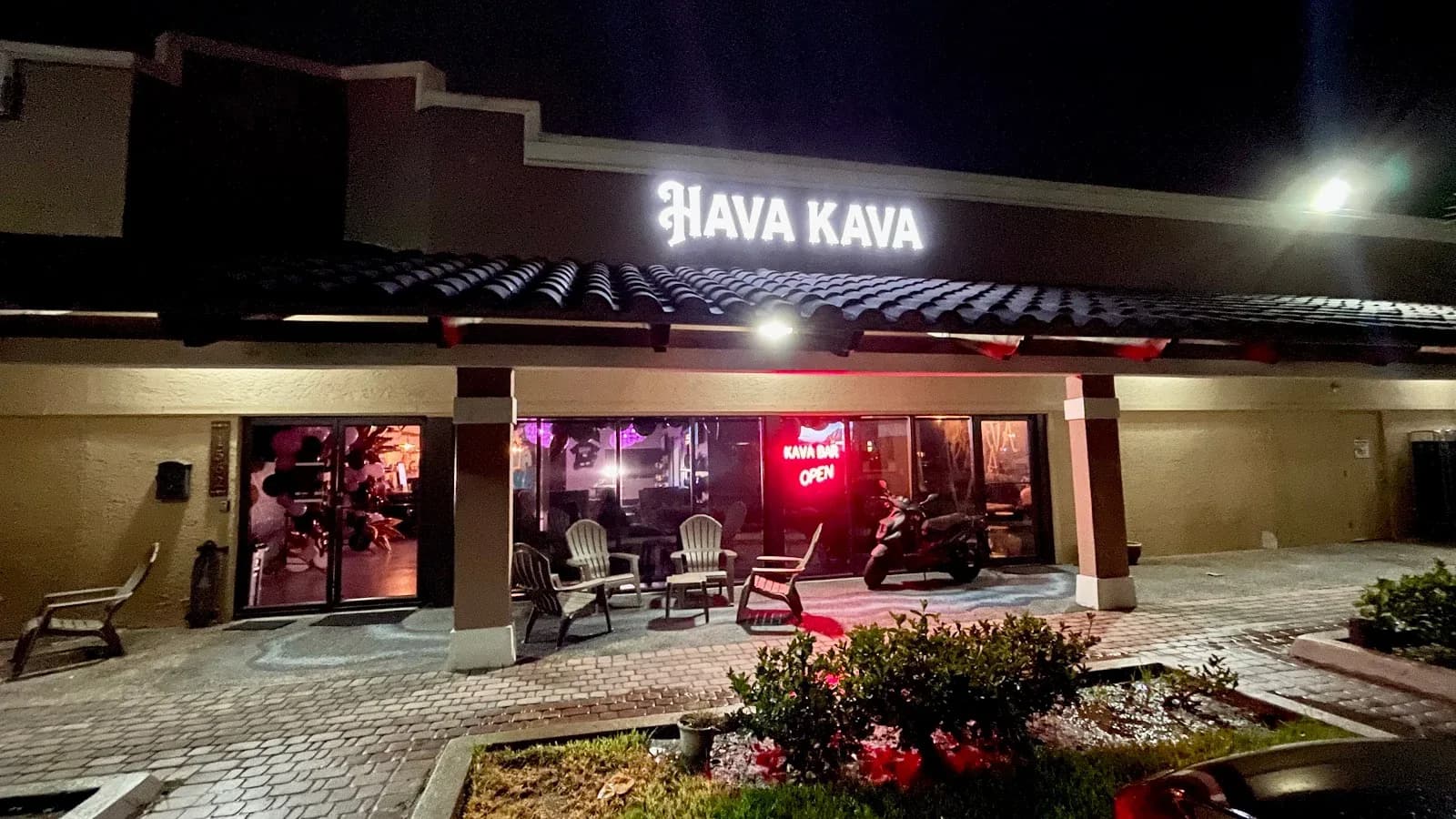 Inside or outside Hava Kava