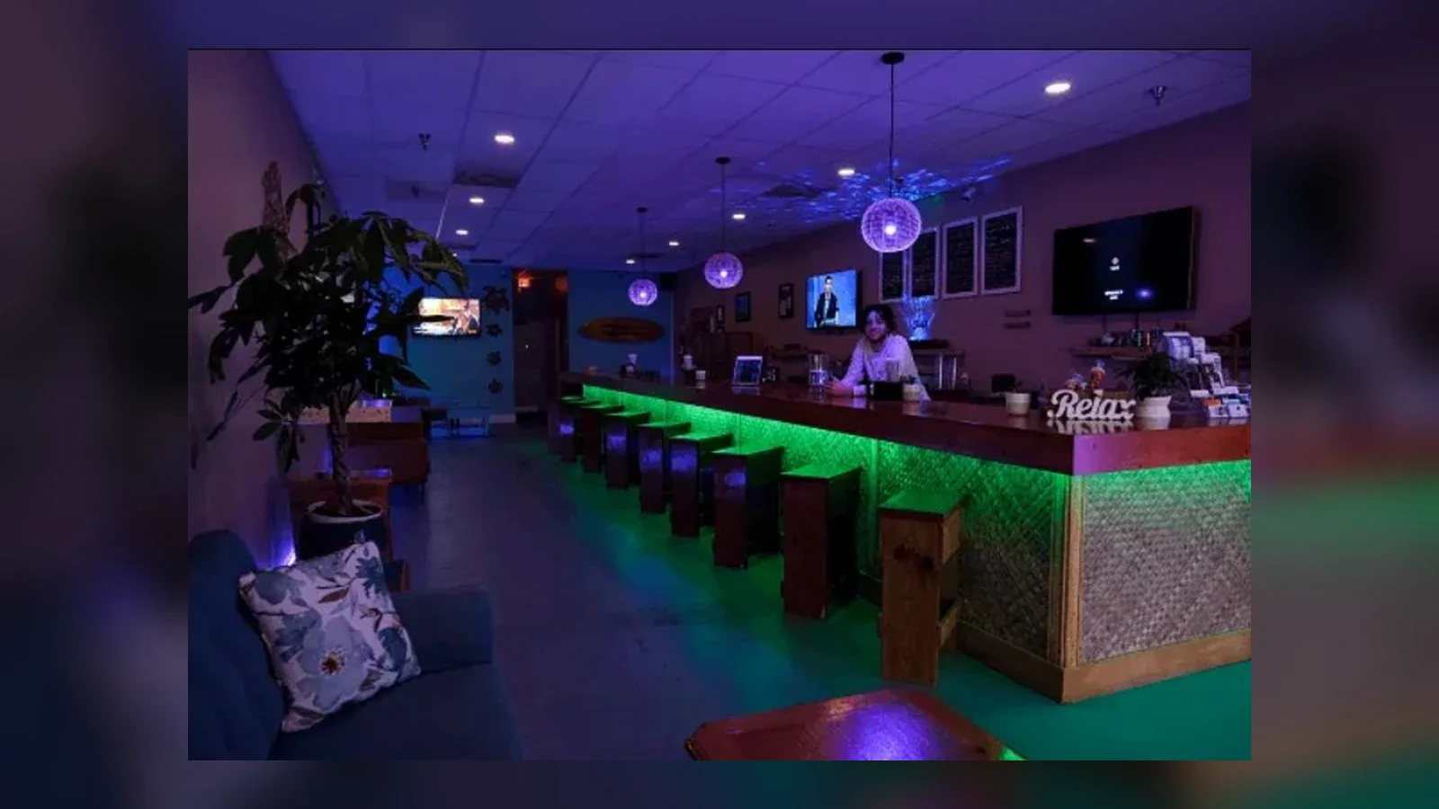 Inside or outside Green Turtle Kava Bar - Ormond Beach