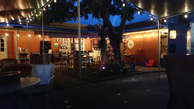 Inside or outside Around The Kava Bowl