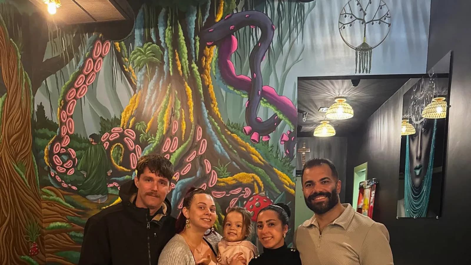 Inside or outside Herbanicals Botanical Teas & Kava Bar