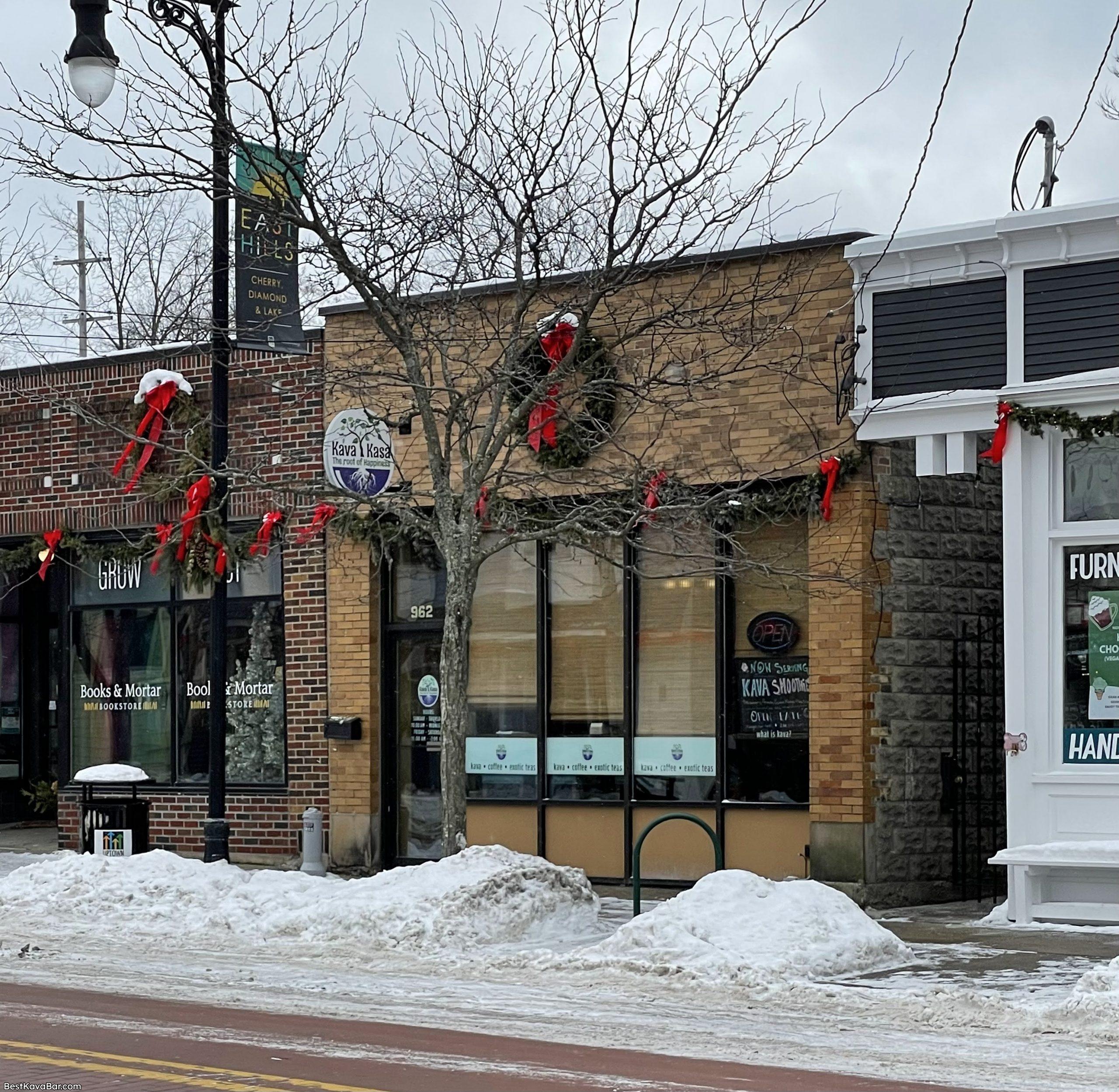 Kava Kasa (Grand Rapids) outside